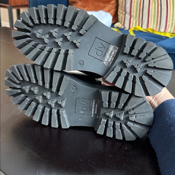 DV Dolce Vita Women's Slip On Lug “Lexy” Black Faux Leather Shoe - Picture 8 of 9